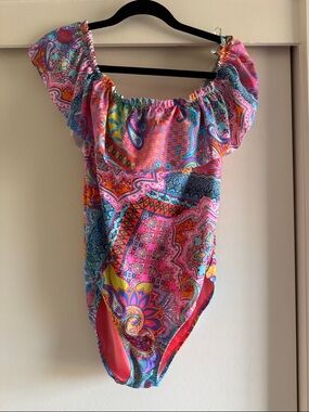 BLEU Rod Beattie Here Comes The Sun Ruffle Off Shoulder Swimsuit Blue 10